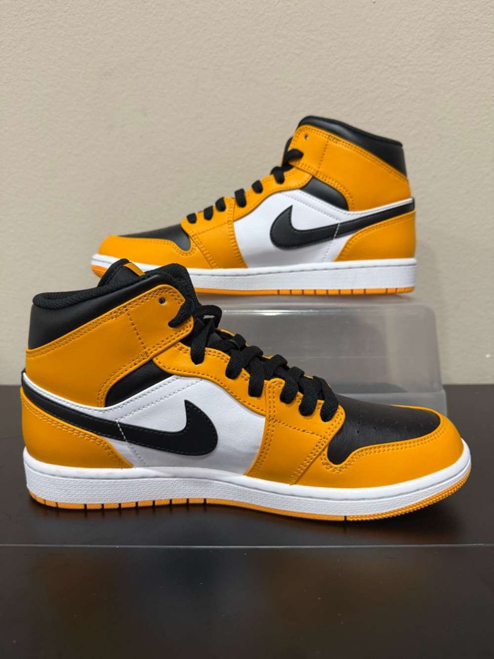 Size 8.5 - Air Jordan 1 Mid “Reverse Yellow Toe” - Picture 2 of 6